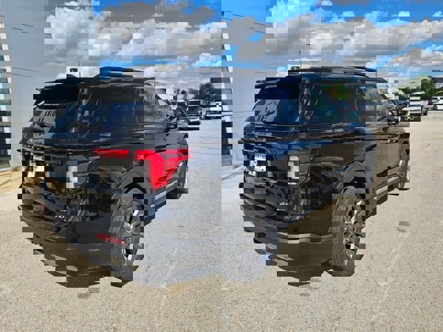 New 2025 Ford Explorer Active w/ Active Comfort Package image 8
