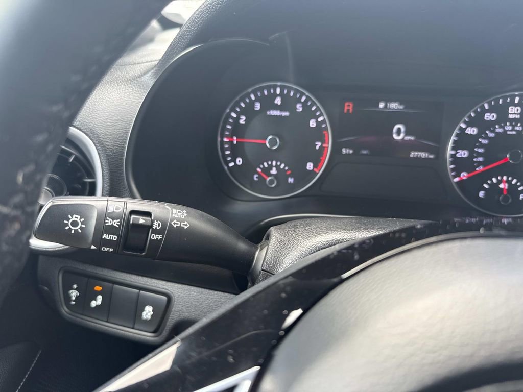 Used 2023 Kia Forte GT-Line image 32