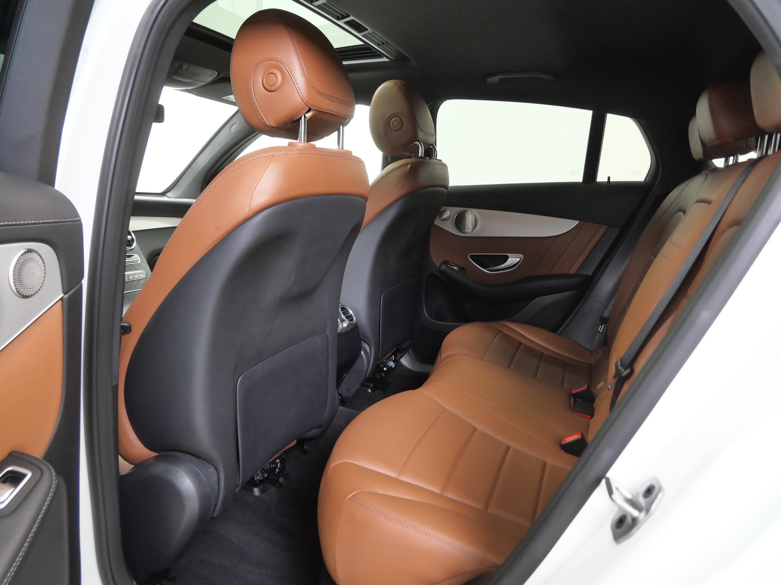 Certified 2023 Mercedes-Benz GLC 300 4MATIC Coupe image 16