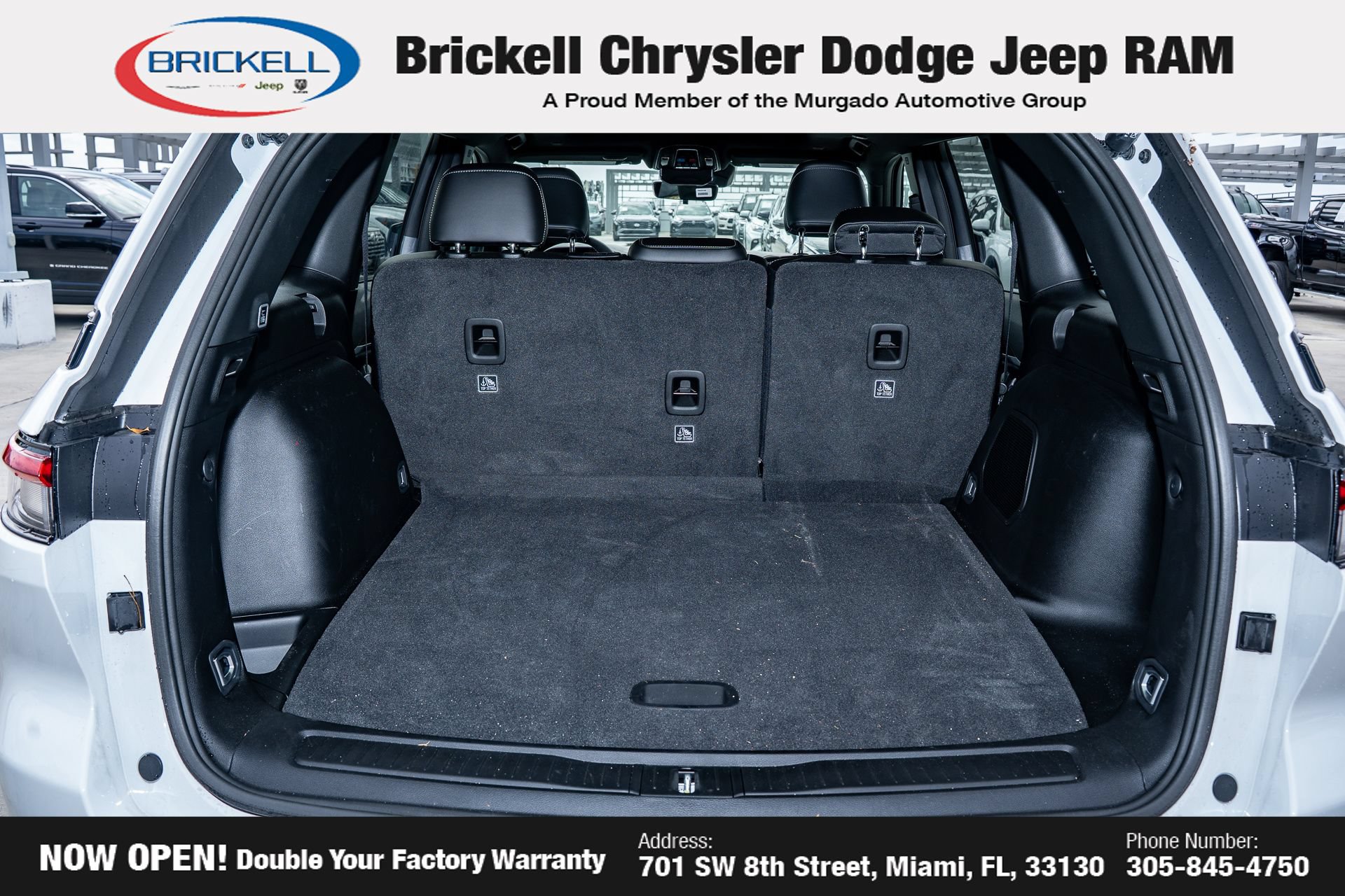 New 2026 Jeep Grand Cherokee Limited w/ Limited Altitude Package RWD image 9