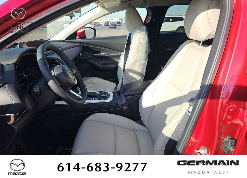 Used 2025 MAZDA CX-30 AWD 2.5 S w/ Preferred Package image 12