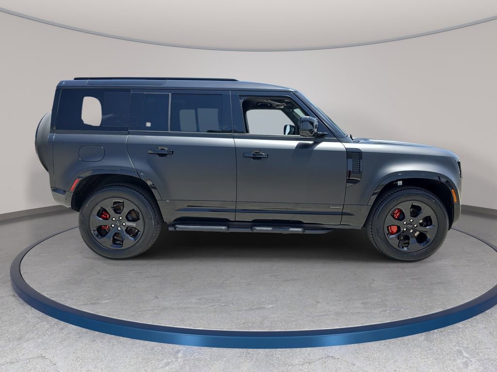 New 2026 Land Rover Defender 110 X AWD/4WD image 4