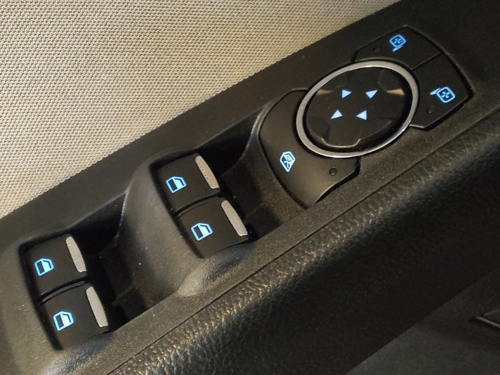 Used 2018 Ford Fusion S image 27