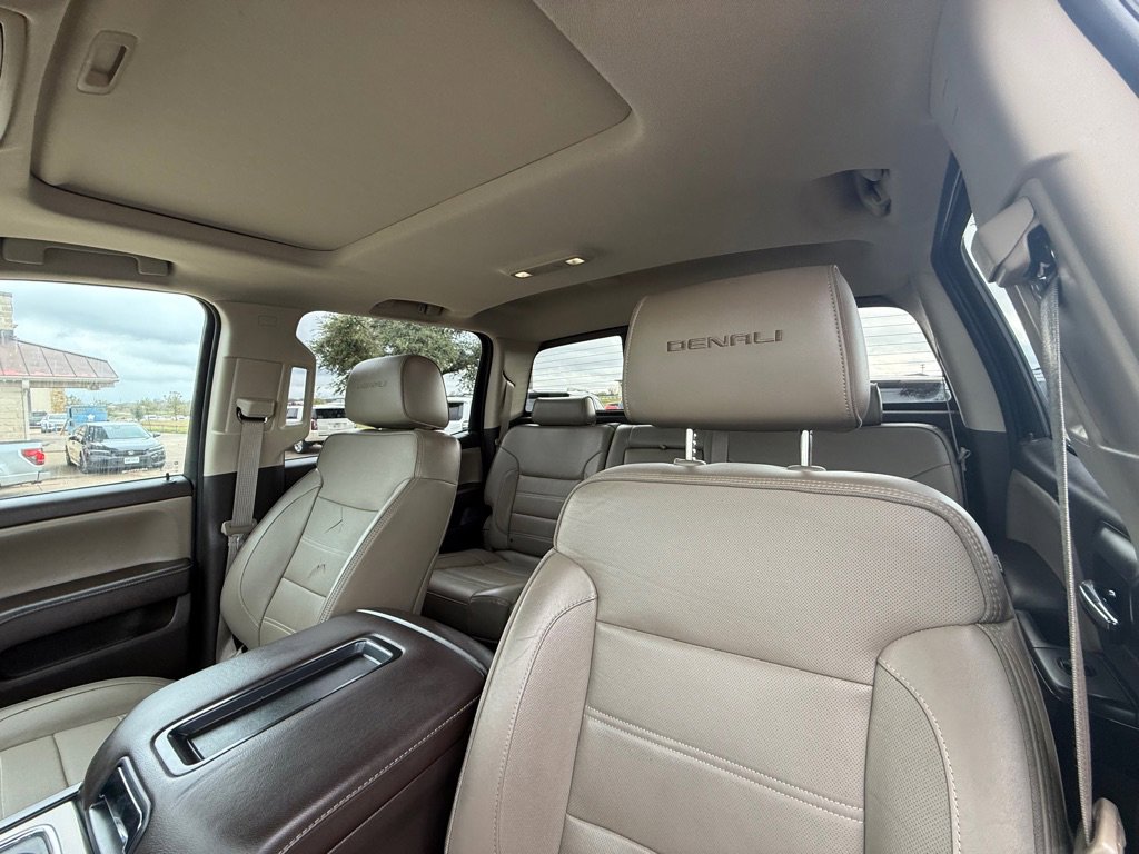 Used 2015 GMC Sierra 2500 Denali w/ Duramax Plus Package image 21