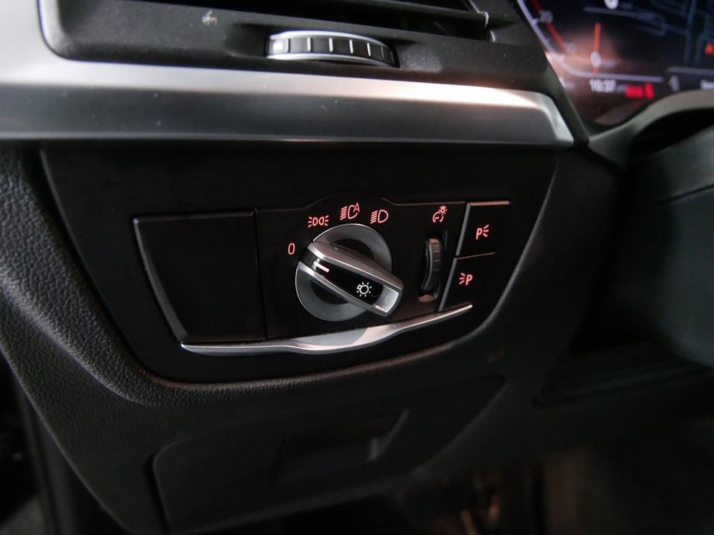 Used 2023 BMW X3 xDrive30i w/ Premium Essential Package image 15