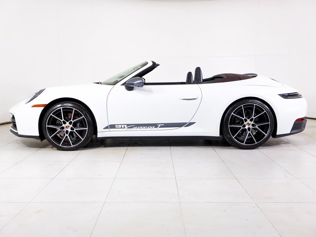 Certified 2025 Porsche 911 Carrera T RWD image 2