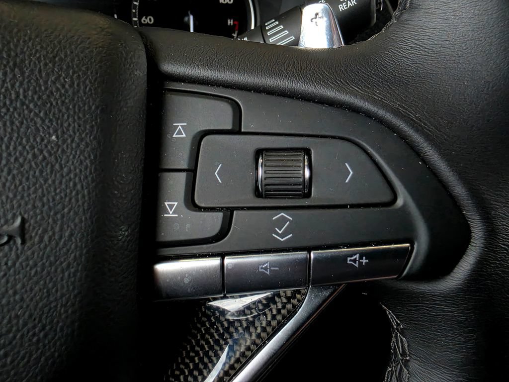 Used 2025 Cadillac XT6 Sport w/ LPO, Floor Liner Package AWD/4WD image 28