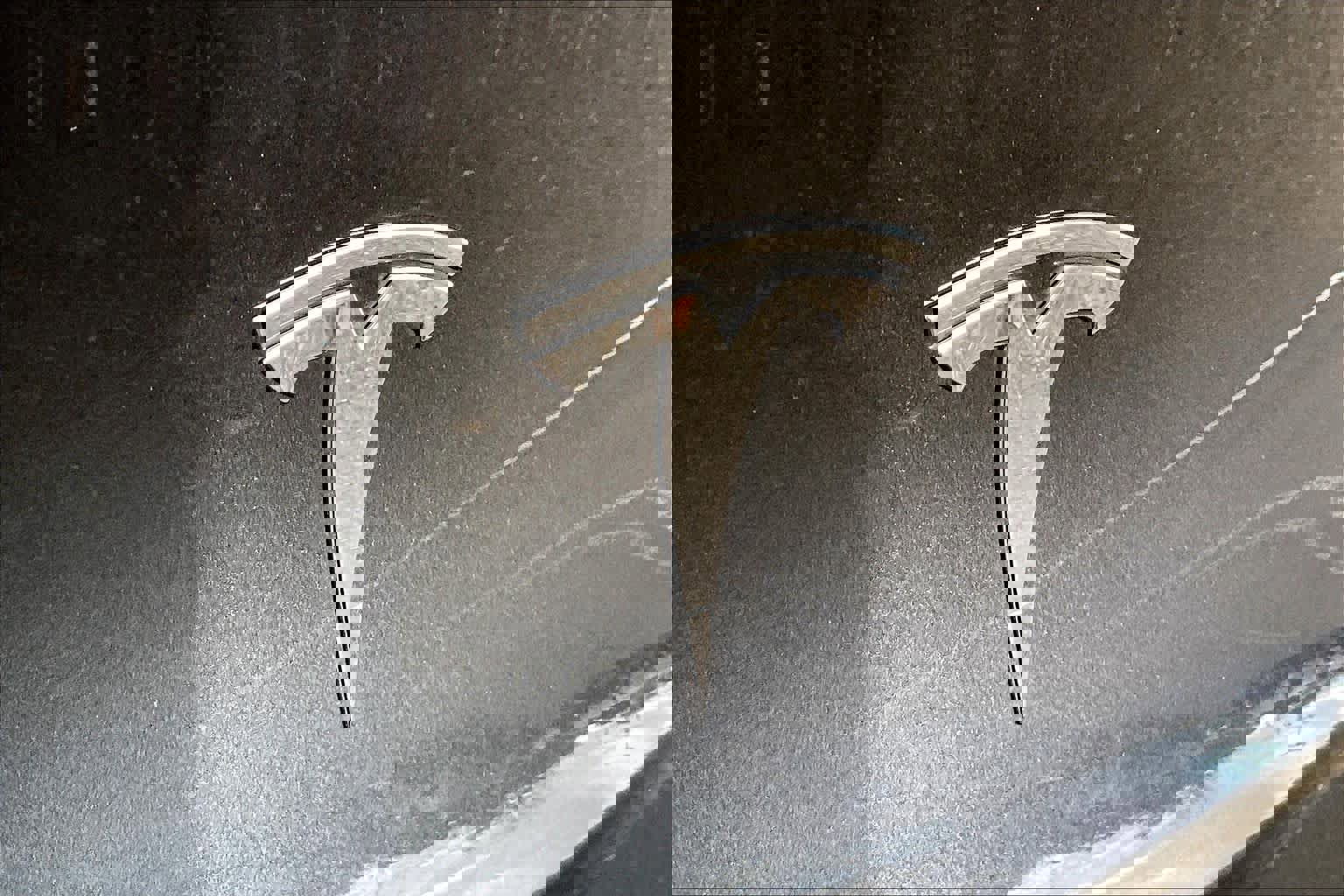 Used 2020 Tesla Model Y Long Range image 9