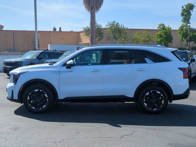 Certified 2025 Kia Sorento S AWD/4WD image 6