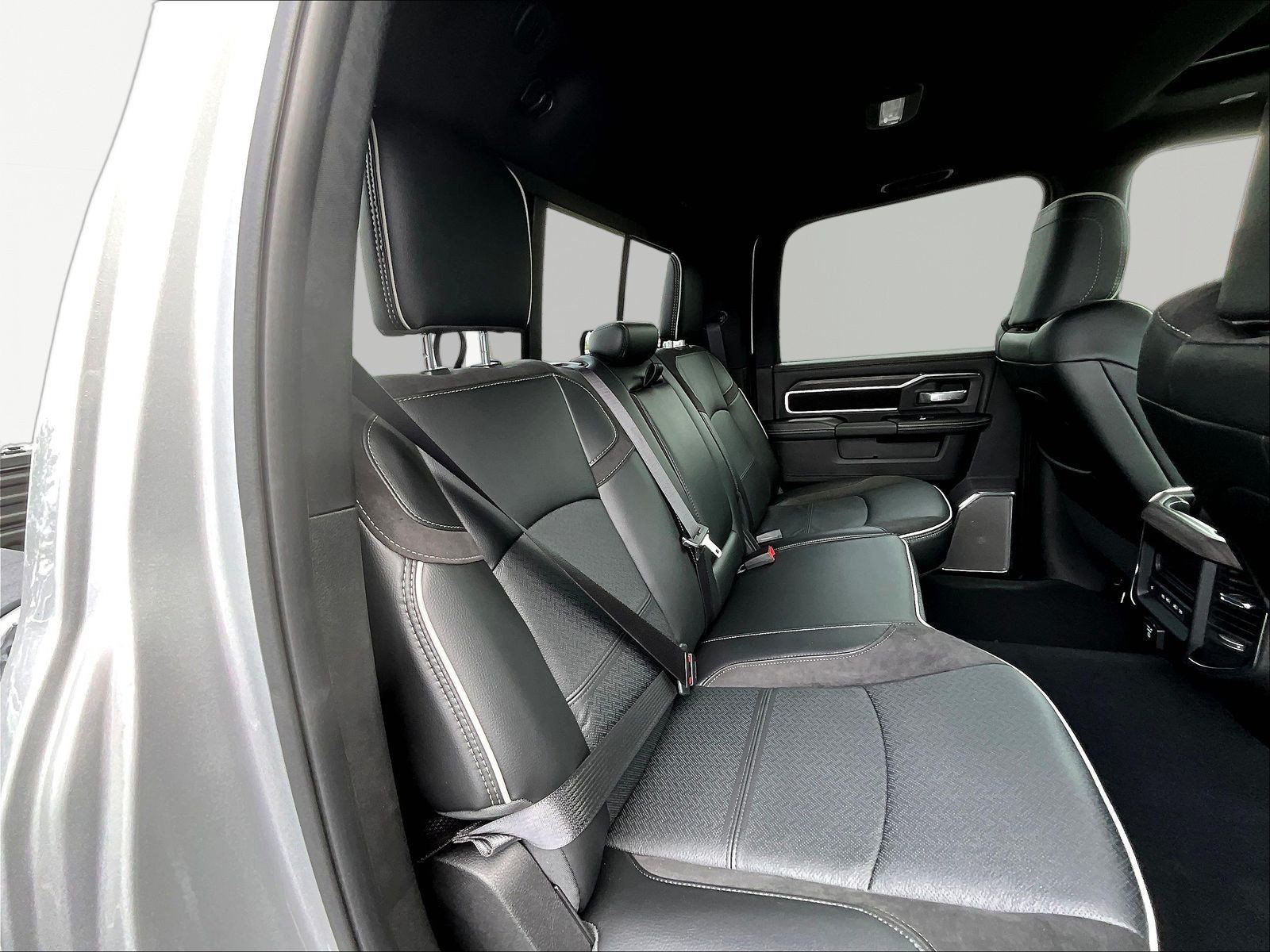 New 2026 RAM 2500 Laramie AWD/4WD image 20