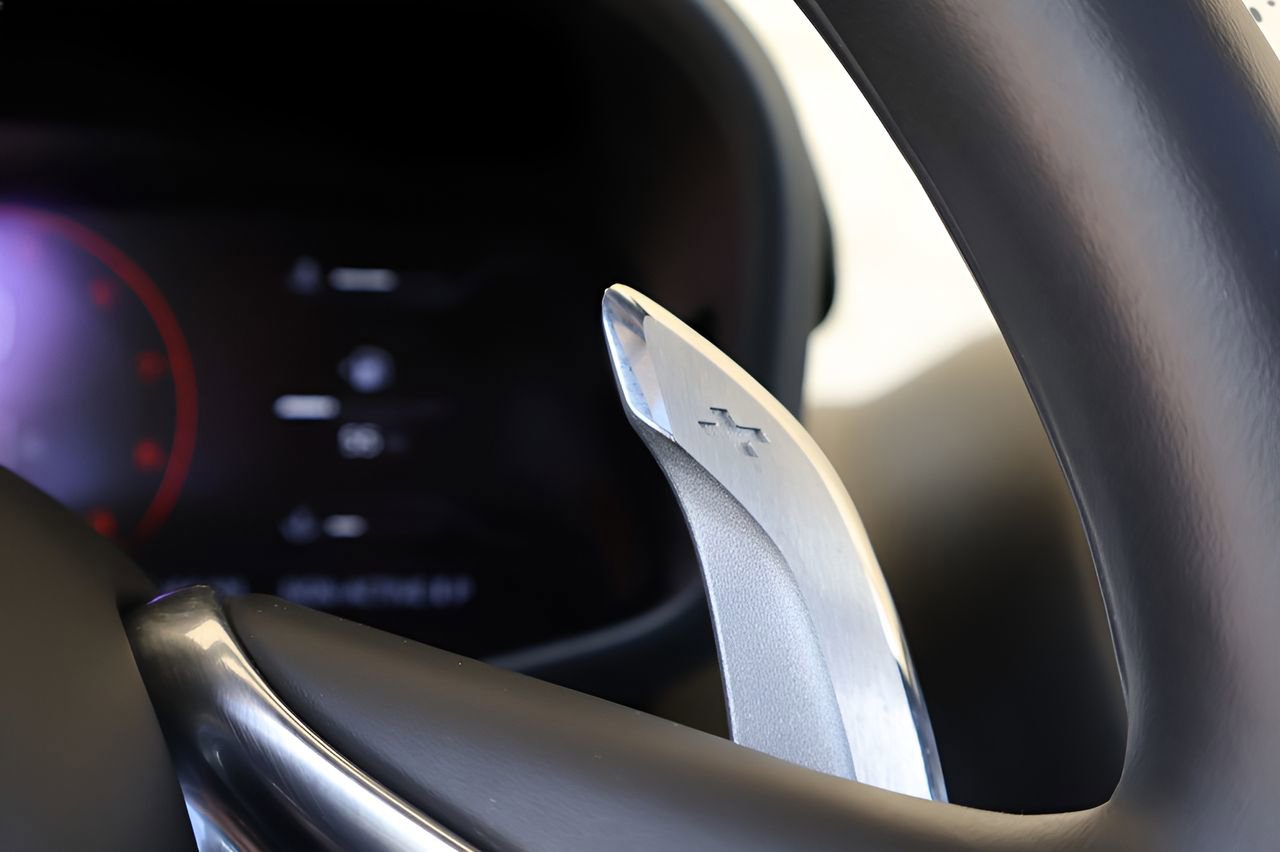 Used 2023 McLaren GT image 25