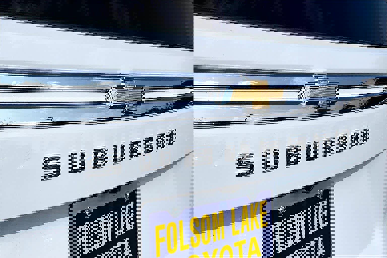 Used 2023 Chevrolet Suburban Premier image 30