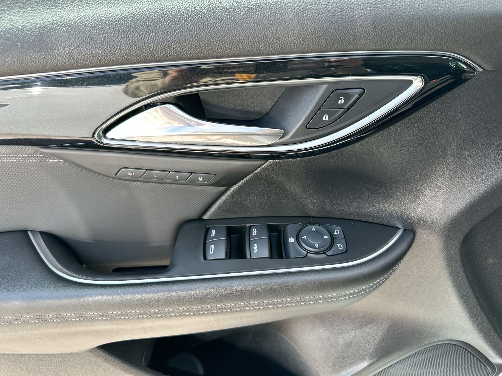 Used 2024 Buick Envision Preferred AWD/4WD image 23