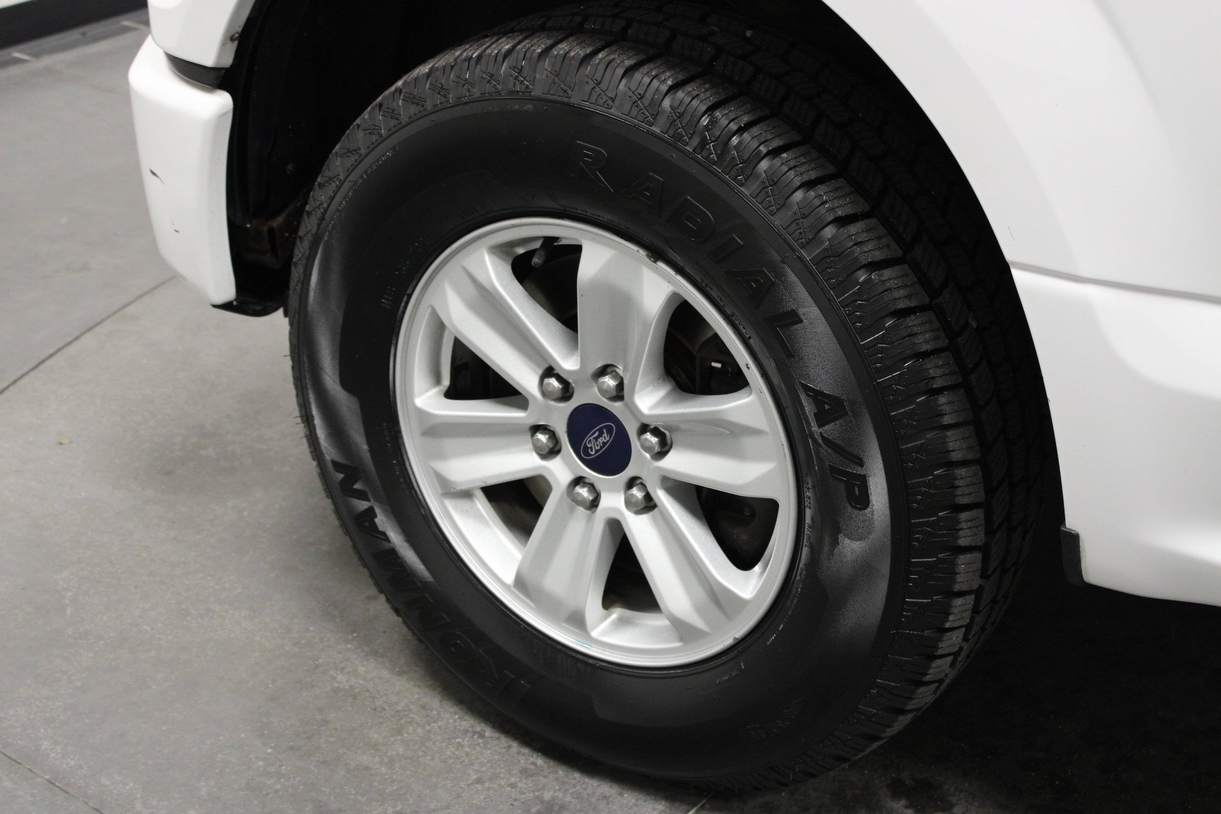 Used 2015 Ford F150 XL w/ Equipment Group 101A Mid AWD/4WD image 10