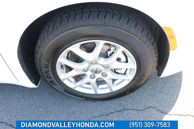 Used 2025 Chrysler Pacifica Select image 30
