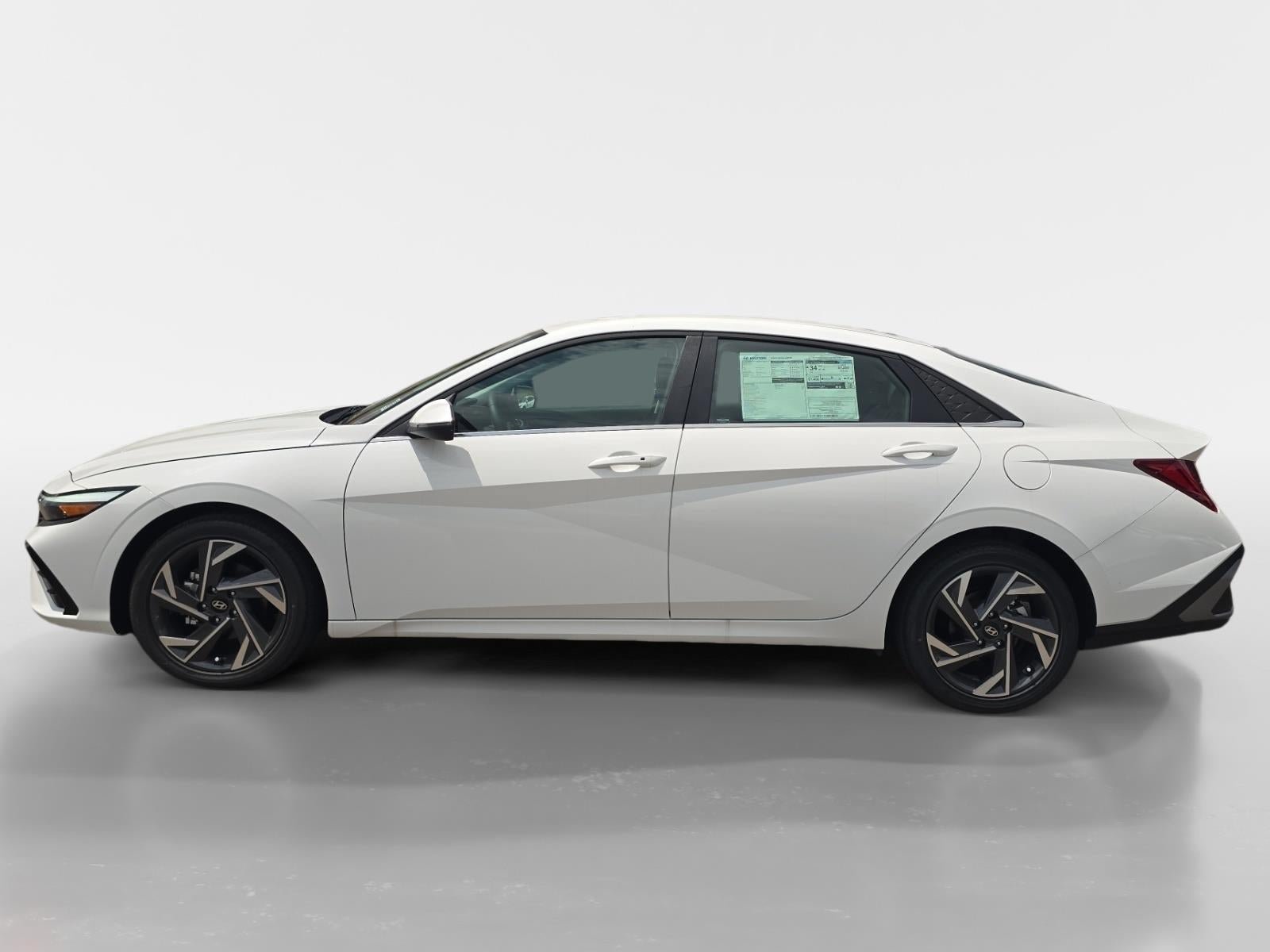 New 2026 Hyundai Elantra Limited FWD image 6