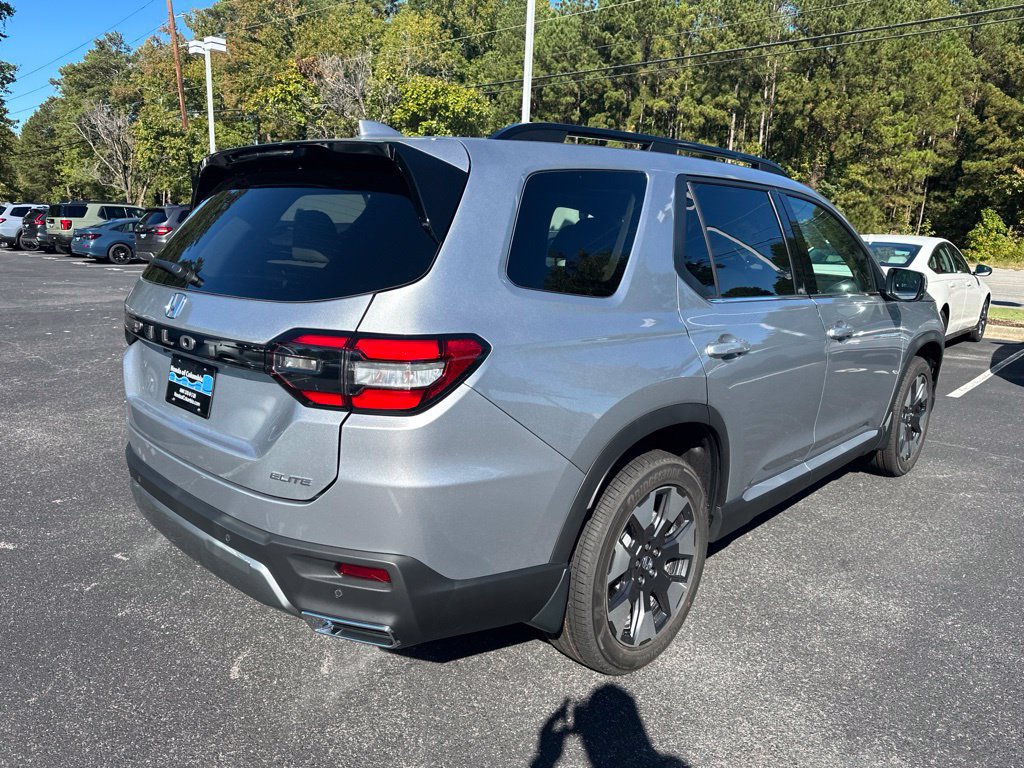 New 2026 Honda Pilot Elite image 3
