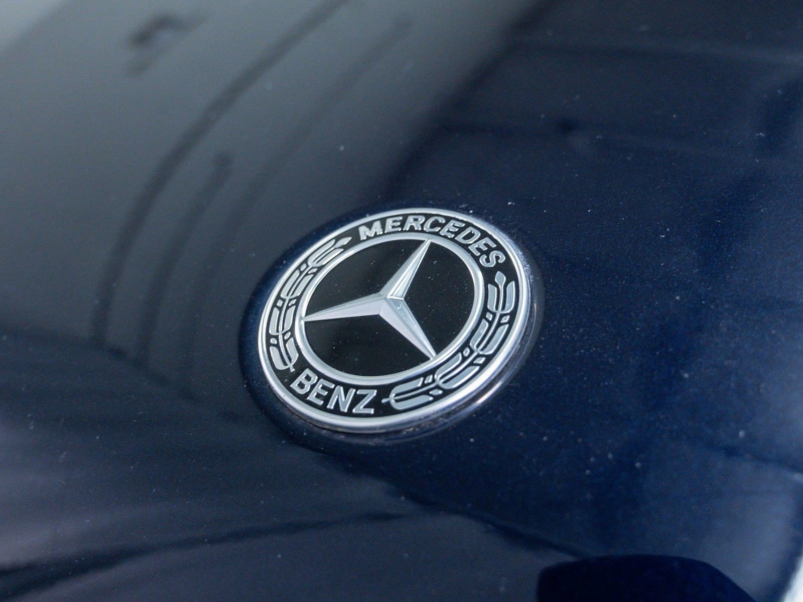 Used 2022 Mercedes-Benz GLC 300 4MATIC image 5