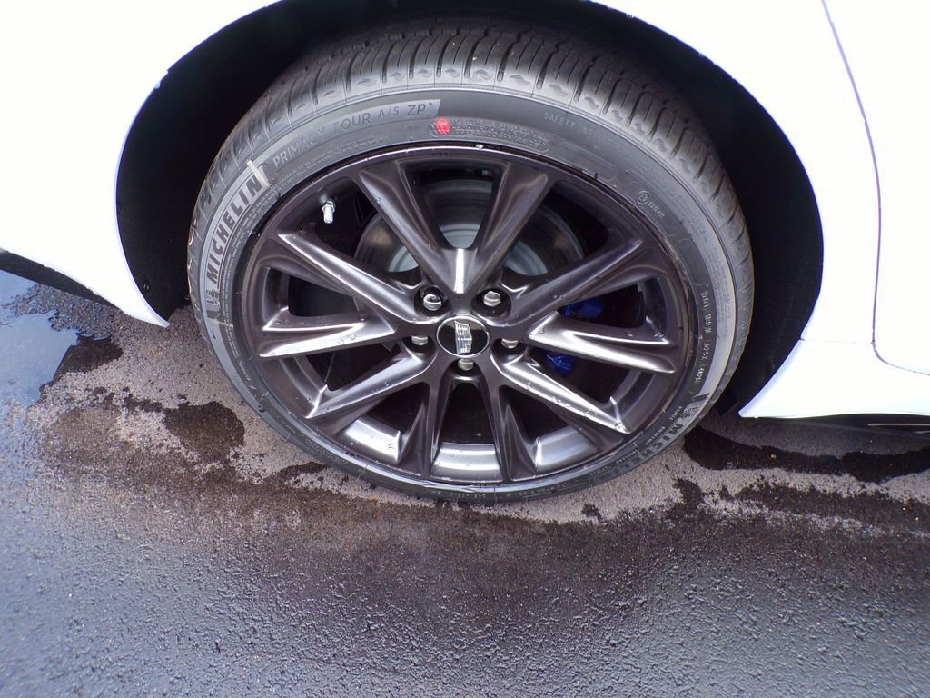 New 2026 Cadillac CT5 V w/ Technology Package image 4