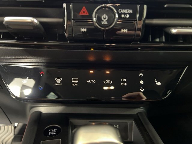 New 2026 Nissan Kicks SR w/ Cold Weather Package image 23
