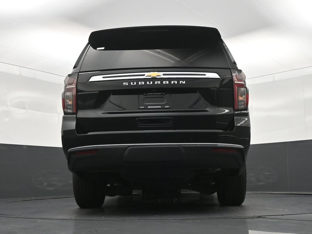 Used 2024 Chevrolet Suburban LS RWD image 27