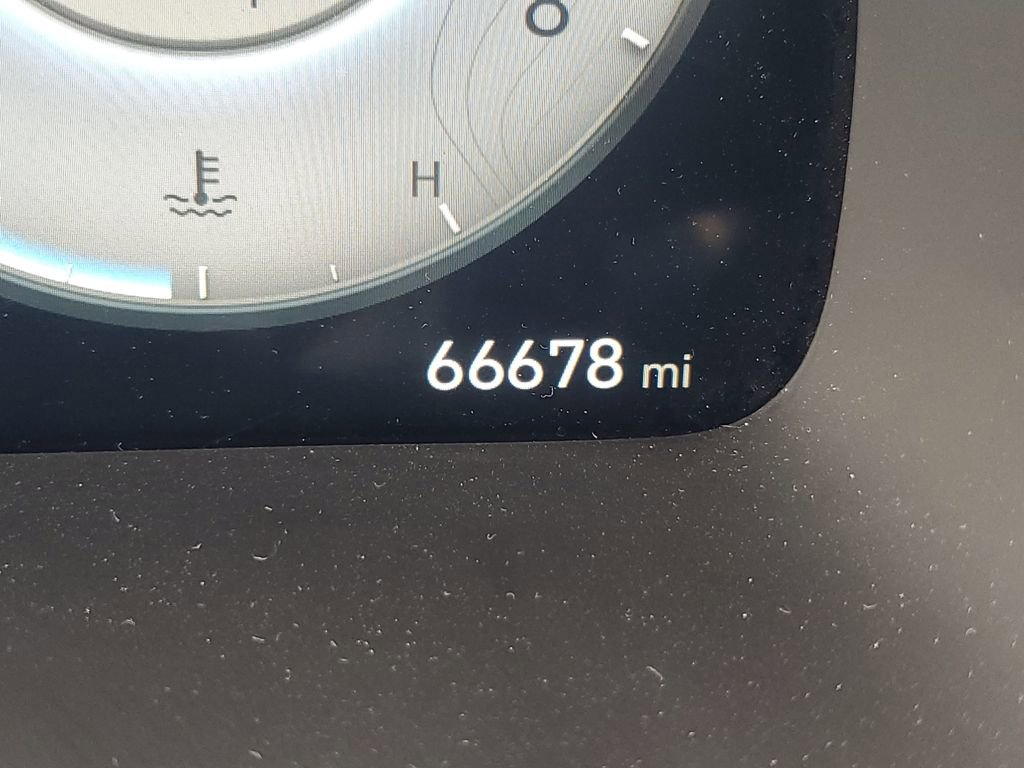 Used 2023 Hyundai Palisade Calligraphy image 28