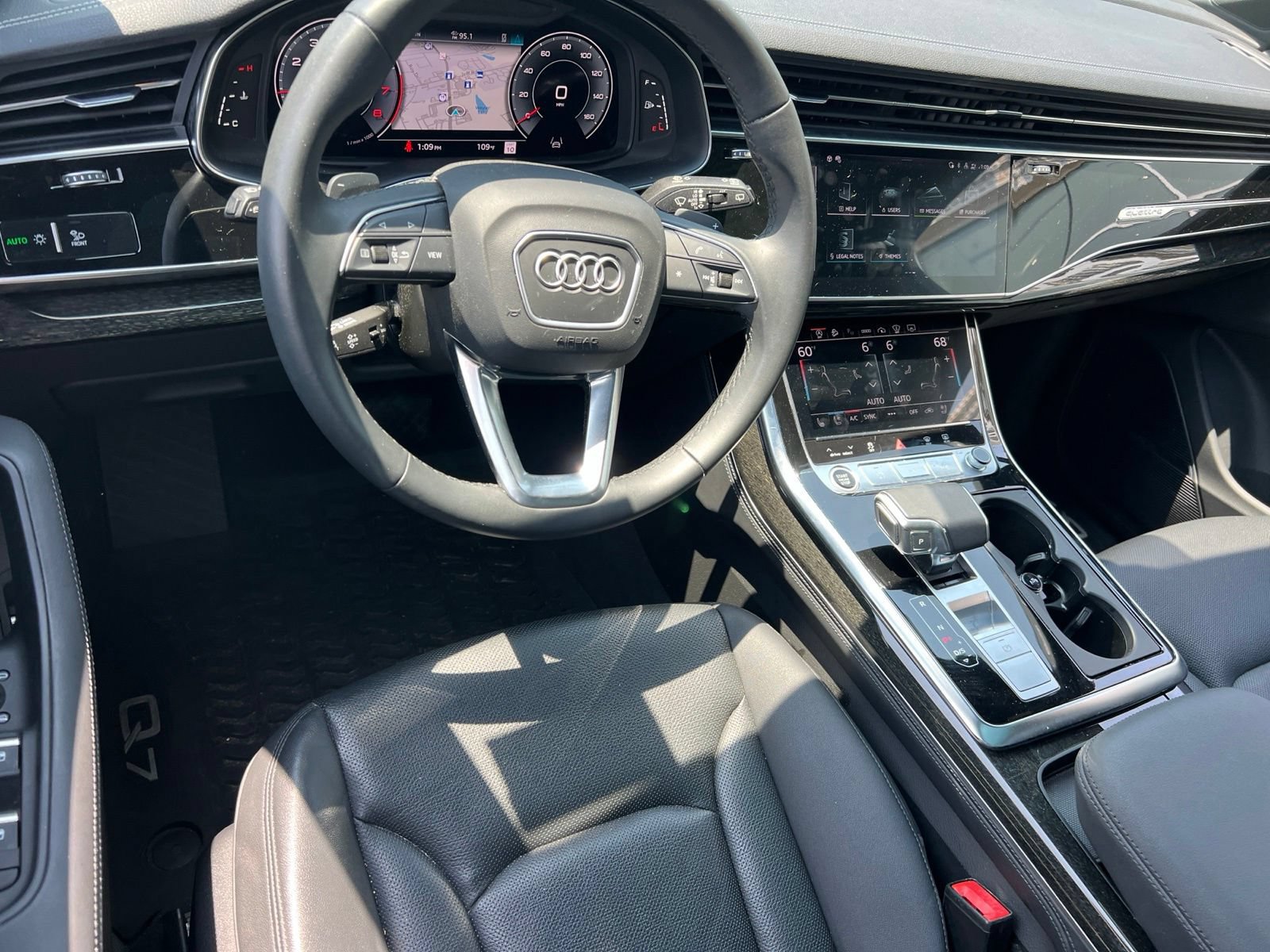 Used 2023 Audi Q7 3.0T Prestige w/ Prestige Package AWD/4WD image 38