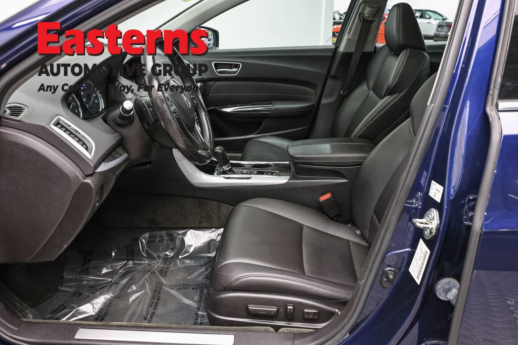 Used 2018 Acura TLX FWD image 13