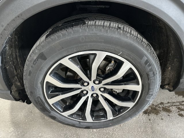Used 2025 Ford Explorer ST-Line AWD/4WD image 22