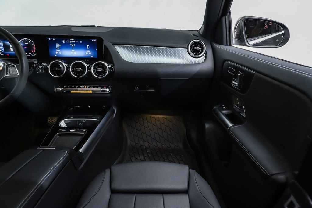 New 2026 Mercedes-Benz GLA 250 4MATIC image 16