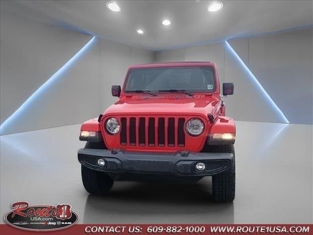 Used 2022 Jeep Wrangler Unlimited Sahara AWD/4WD image 2