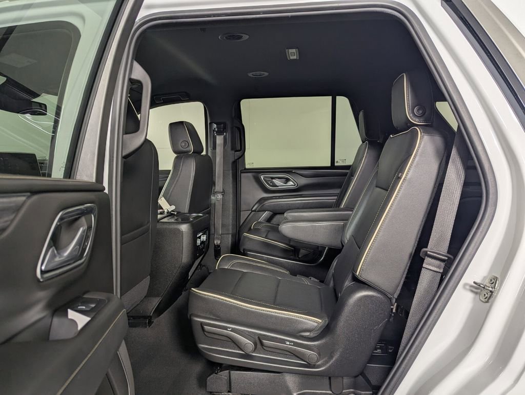 Used 2024 GMC Yukon SLT image 21