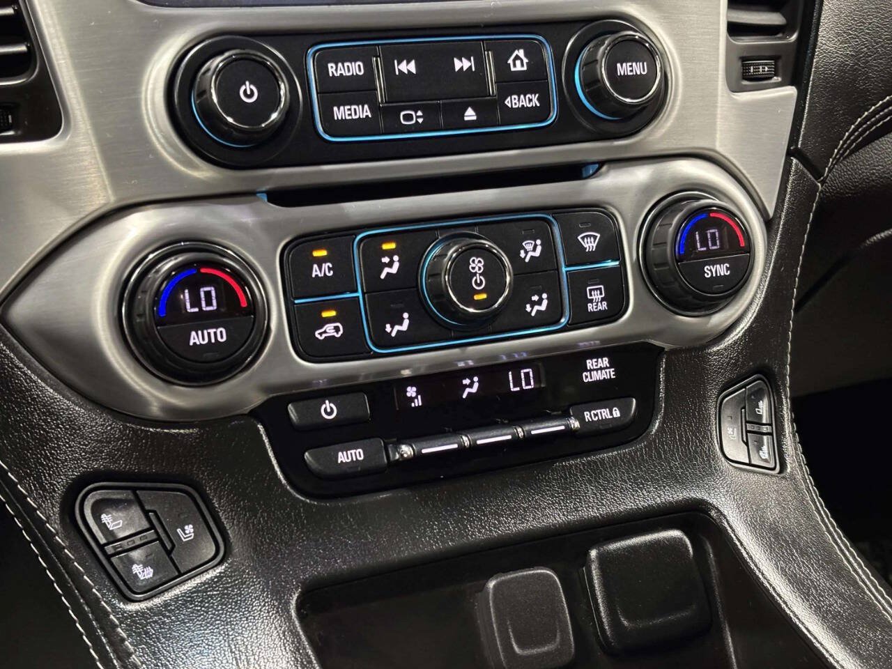 Used 2018 GMC Yukon SLT w/ Open Road Package AWD/4WD image 35