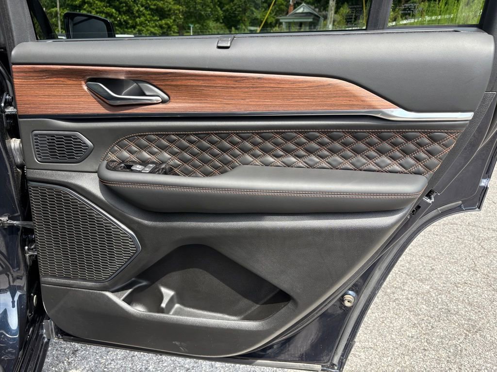 Used 2024 Jeep Grand Cherokee L Summit w/ Rear Seat Video Group I image 45