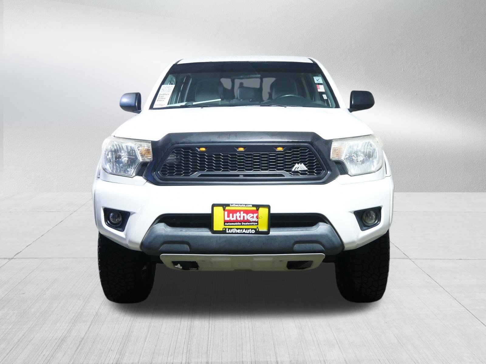 Used 2014 Toyota Tacoma 4x4 Double Cab w/ TRD Off-Road Package image 2