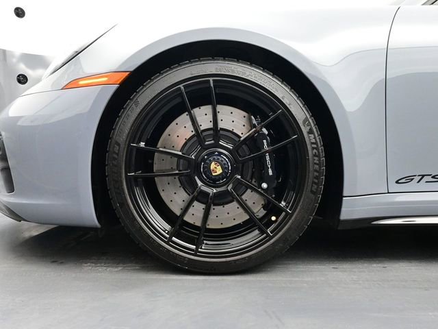 Certified 2024 Porsche 911 Carrera GTS RWD image 6
