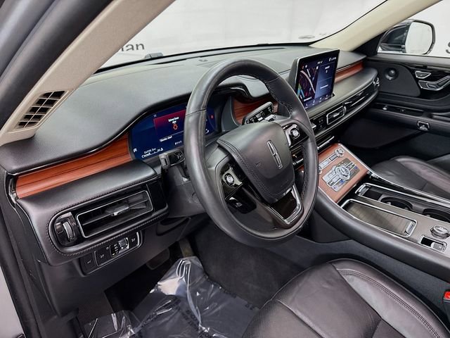 Used 2022 Lincoln Aviator Reserve w/ Elements Package Plus image 9