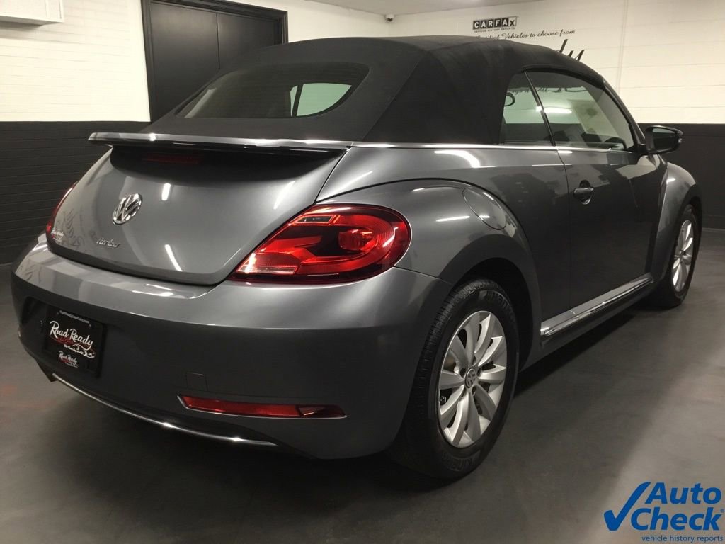 Used 2019 Volkswagen Beetle 2.0T S image 21