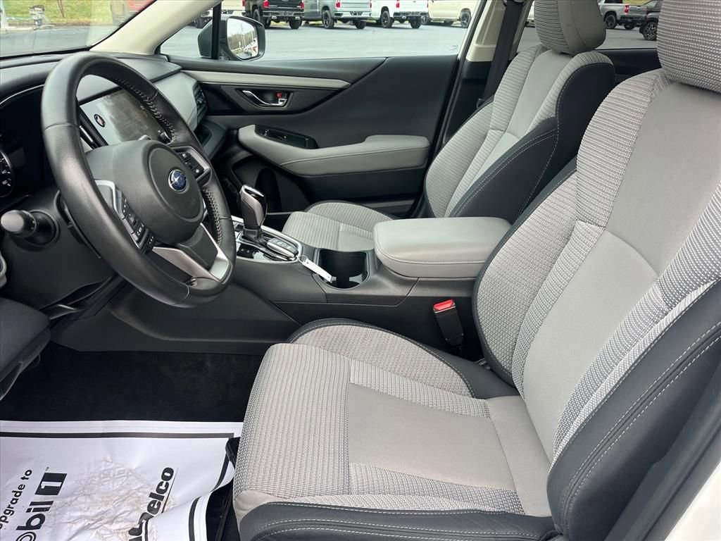 Used 2025 Subaru Outback Premium image 26