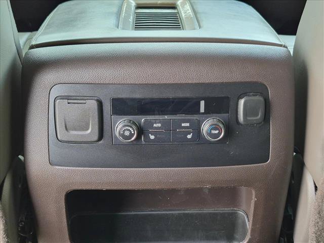 Used 2016 GMC Yukon Denali RWD image 17