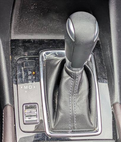 Used 2018 MAZDA MAZDA3 Grand Touring FWD image 13