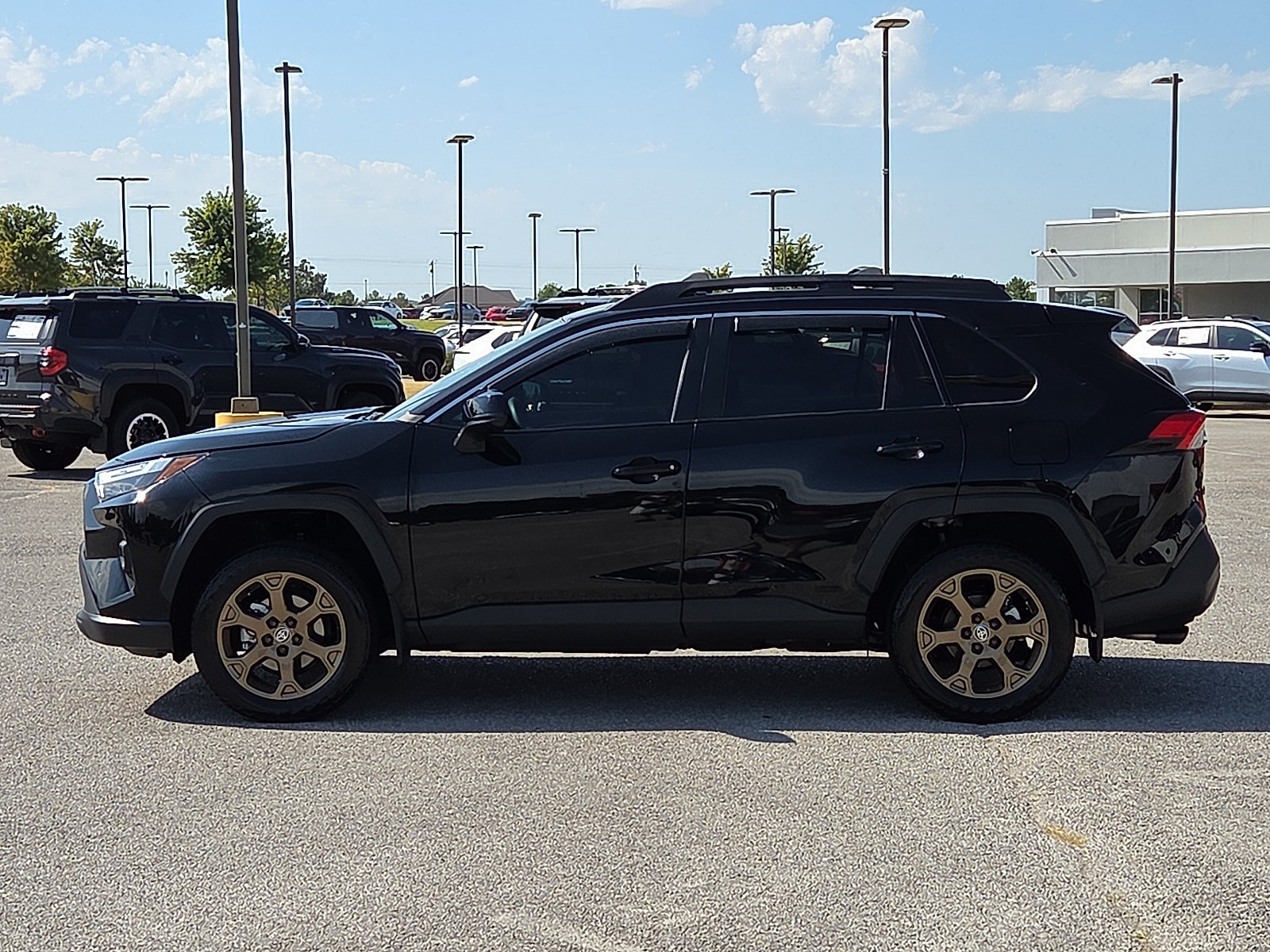 Used 2024 Toyota RAV4 AWD Hybrid image 3