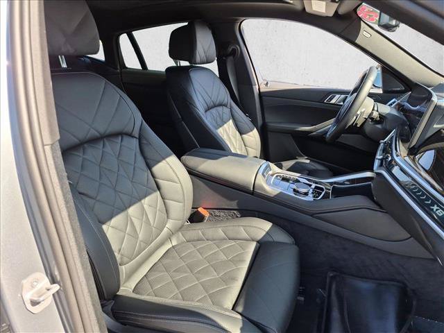 Used 2025 BMW X6 xDrive40i w/ Climate Comfort Package AWD/4WD image 22