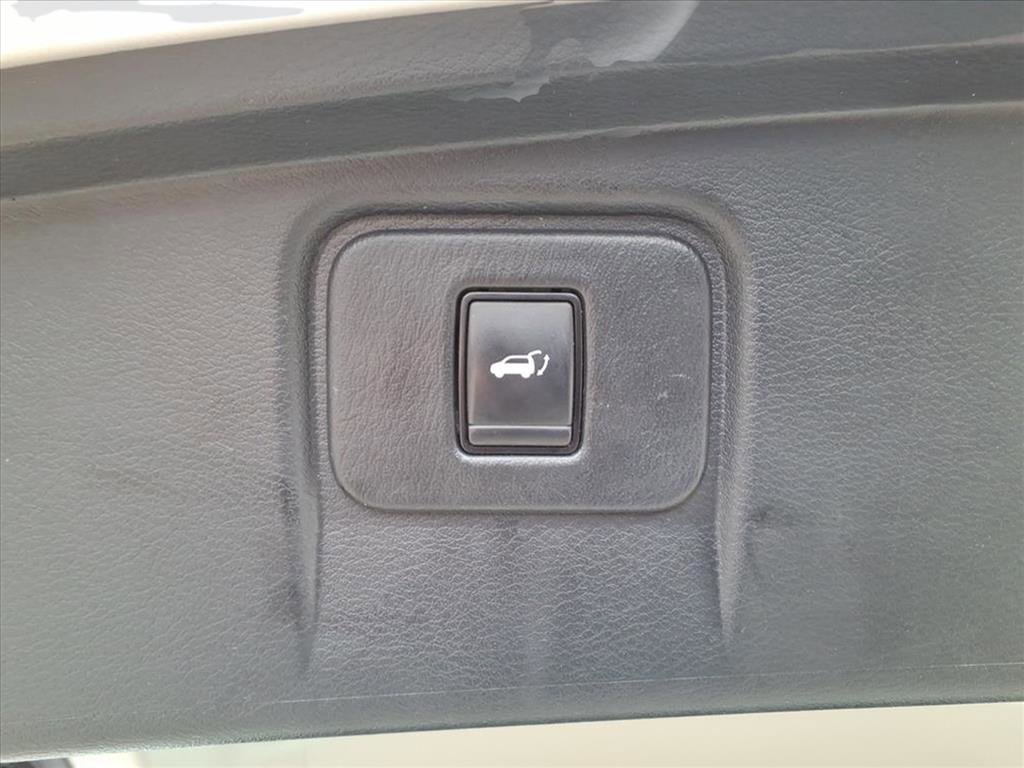 Used 2019 Nissan Murano SL w/ Cargo Package image 15