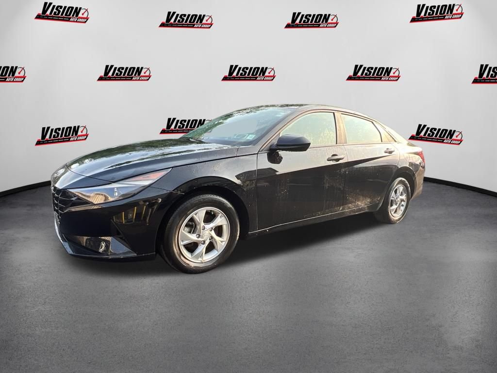 Used 2023 Hyundai Elantra SE