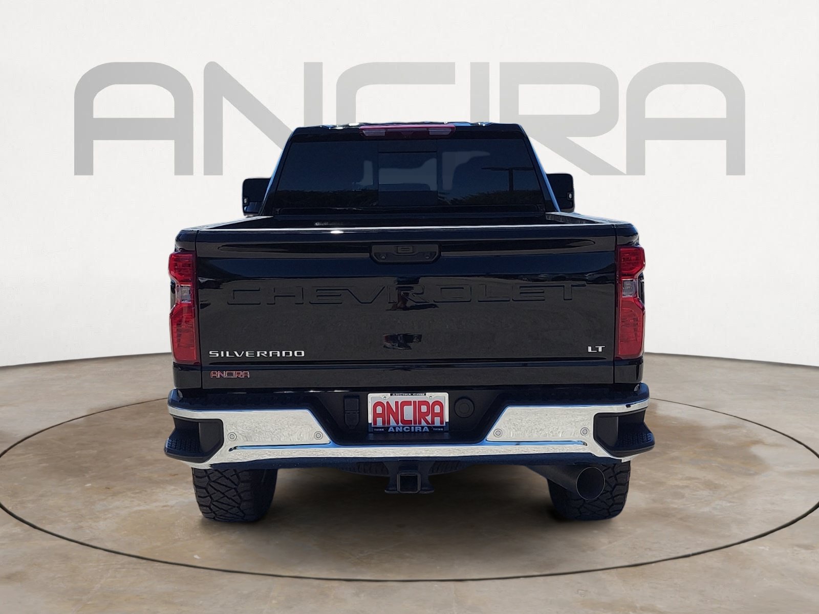 Used 2024 Chevrolet Silverado 2500 LT w/ Texas Edition AWD/4WD image 9
