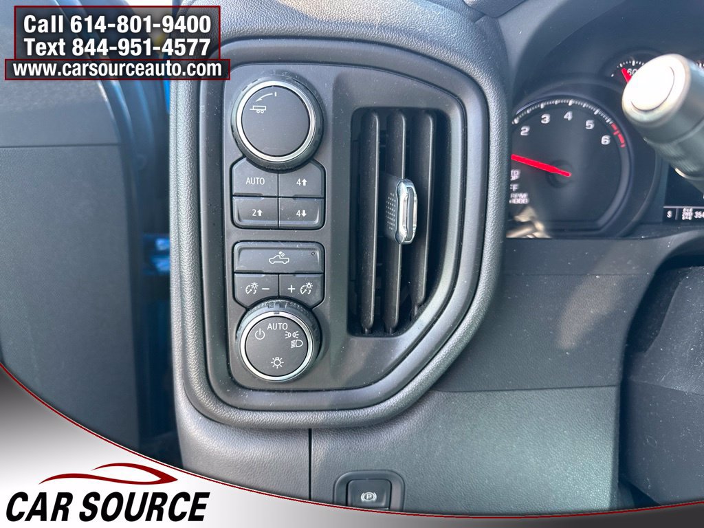 Used 2022 Chevrolet Silverado 1500 Custom Trail Boss AWD/4WD image 15