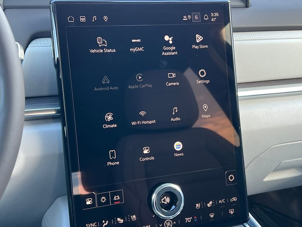 New 2026 GMC Terrain Denali w/ LPO, Floor Liner Package image 21