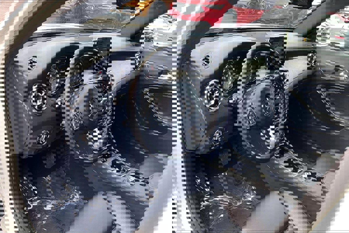 Used 2016 Mercedes-Benz GLA 250 image 12