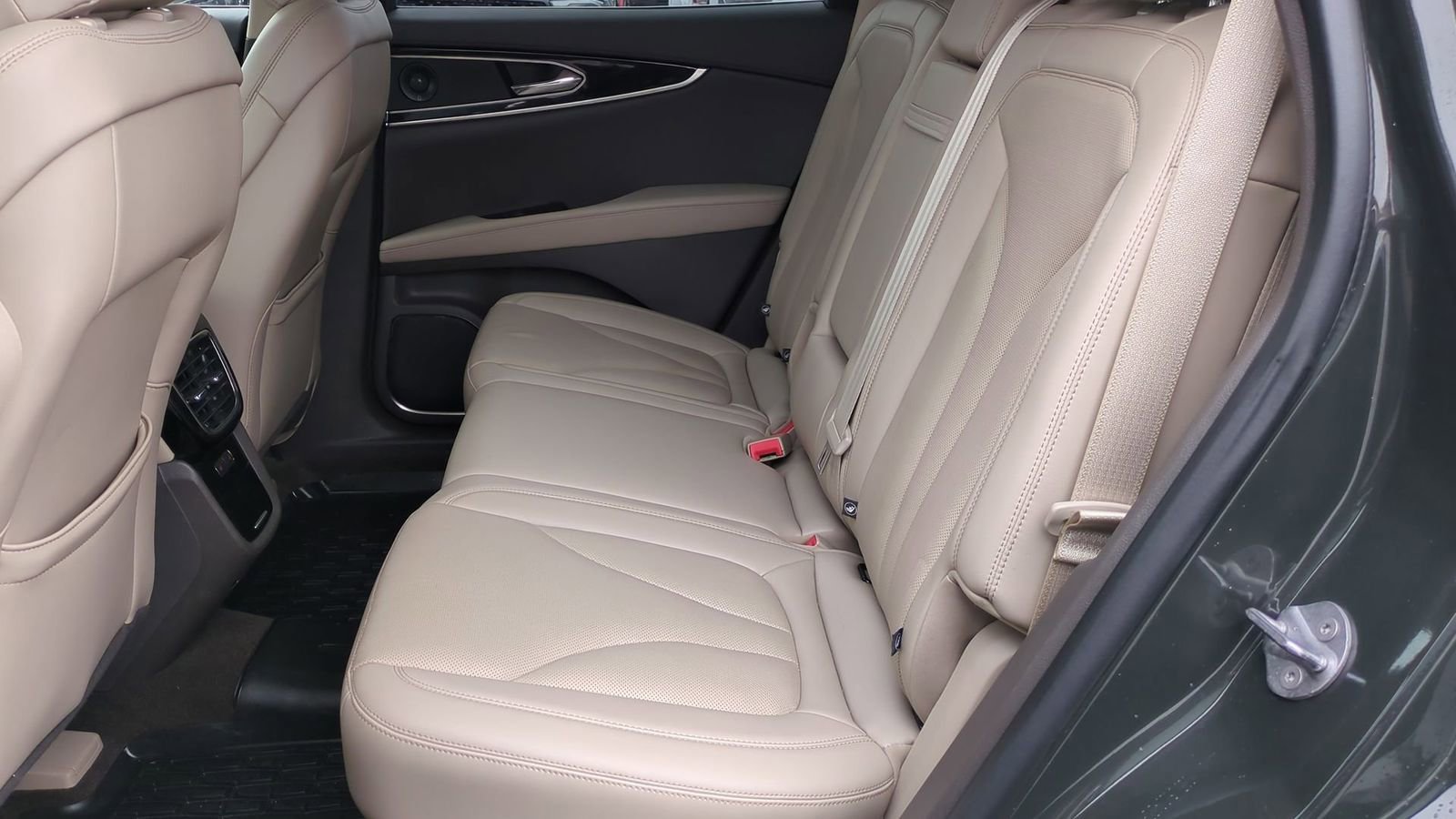 Used 2022 Lincoln Nautilus Reserve image 20